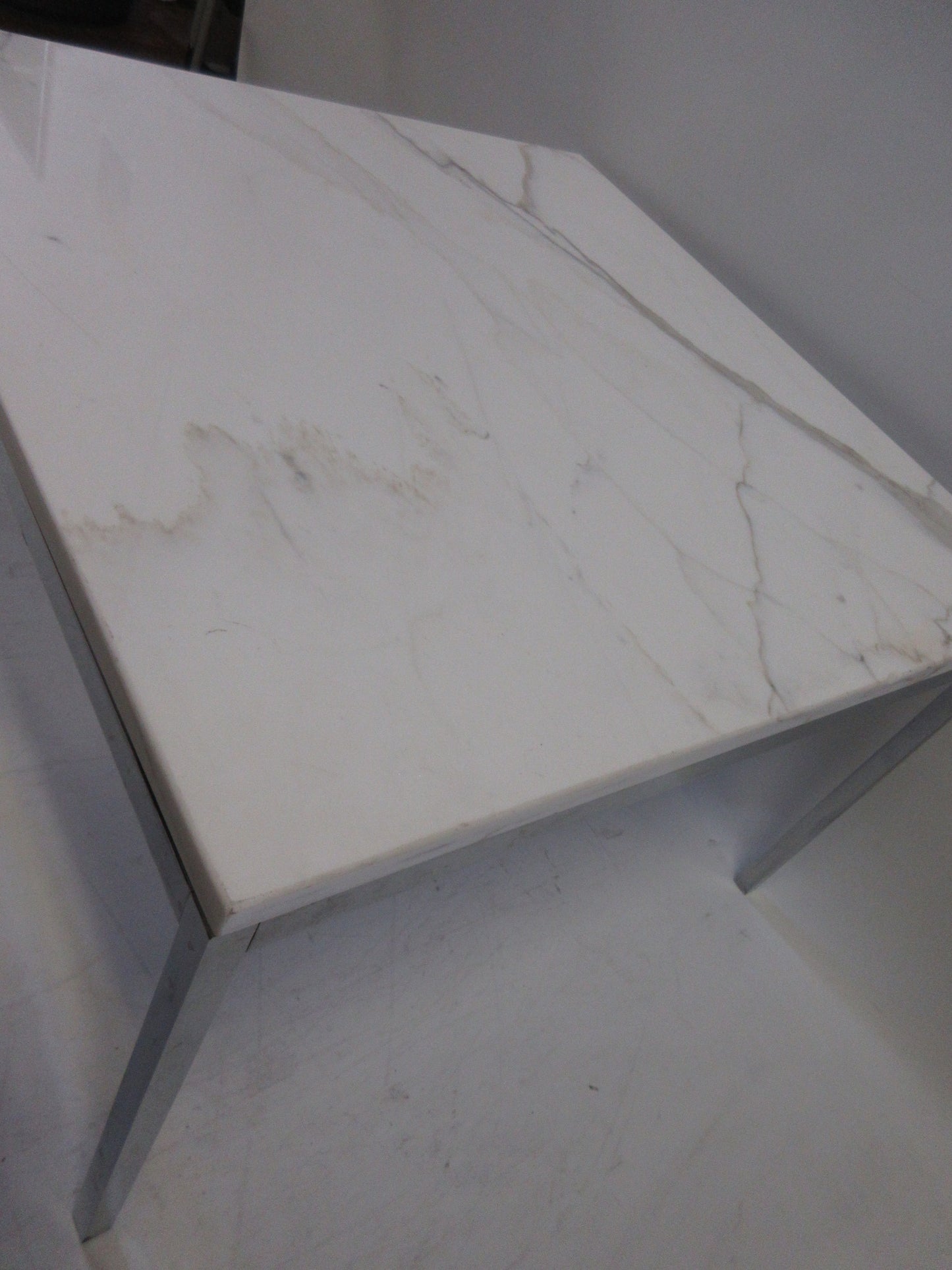 Florence Knoll Marble End Table, 29-in