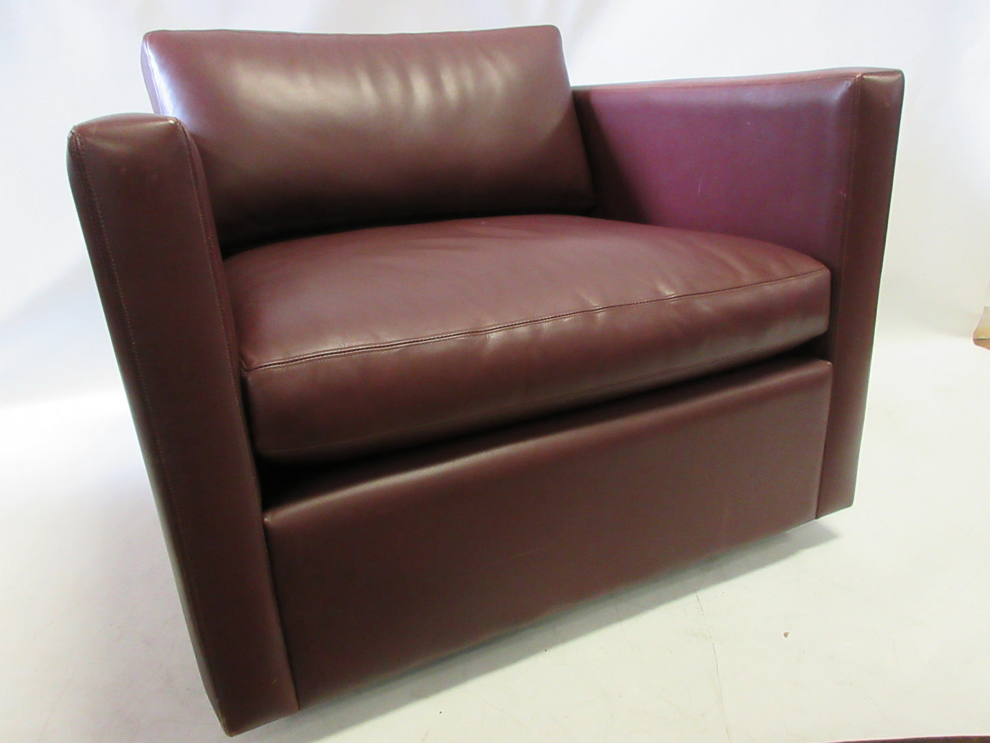 Knoll Pfister Lounge Chair in Maroon Leather