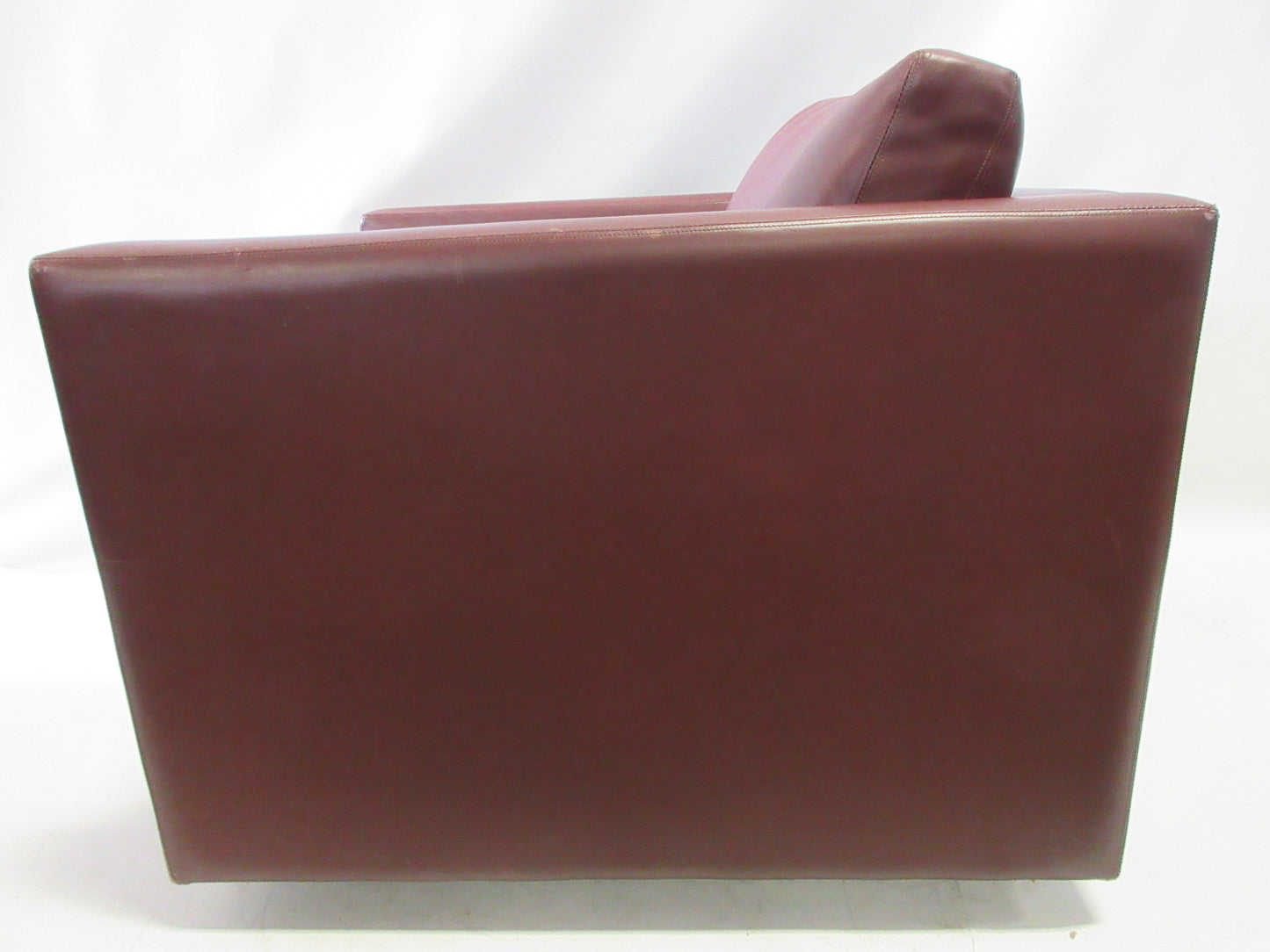 Knoll Pfister Lounge Chair in Maroon Leather