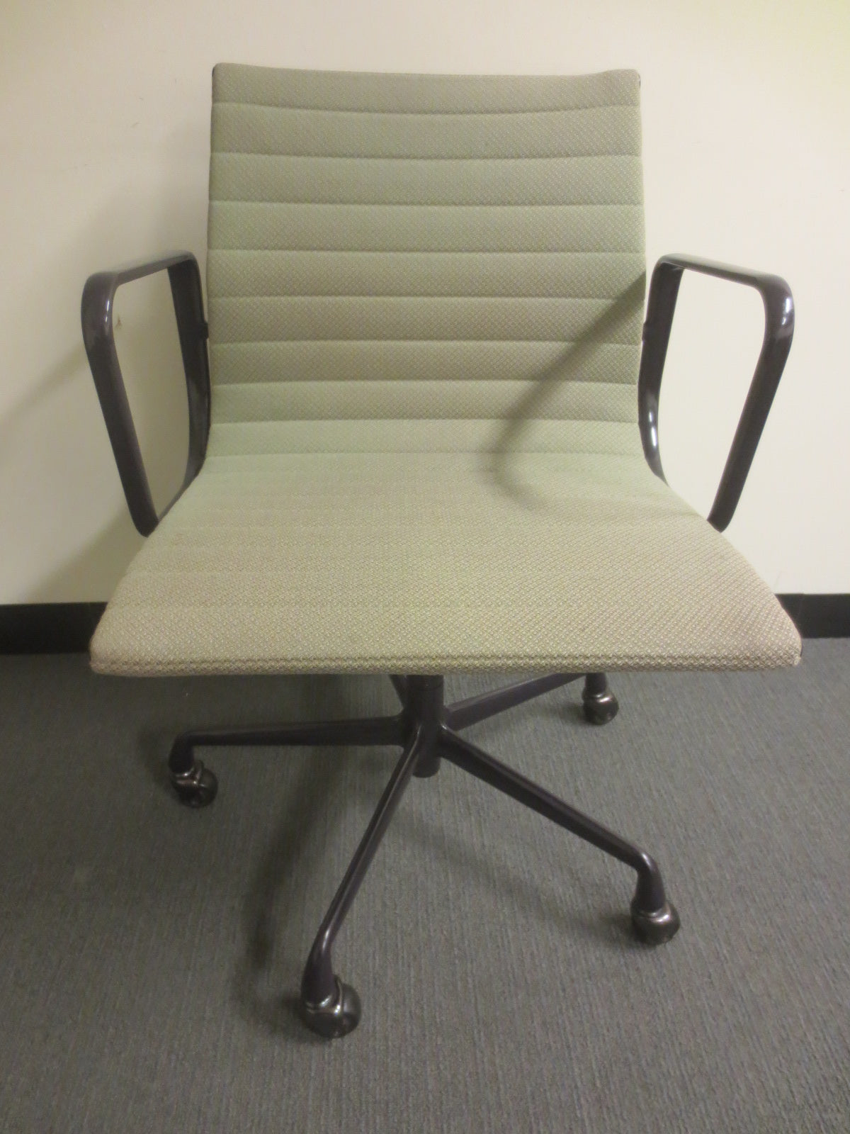 Herman Miller Eames Management Chair with Black Frame and Grey Fabric