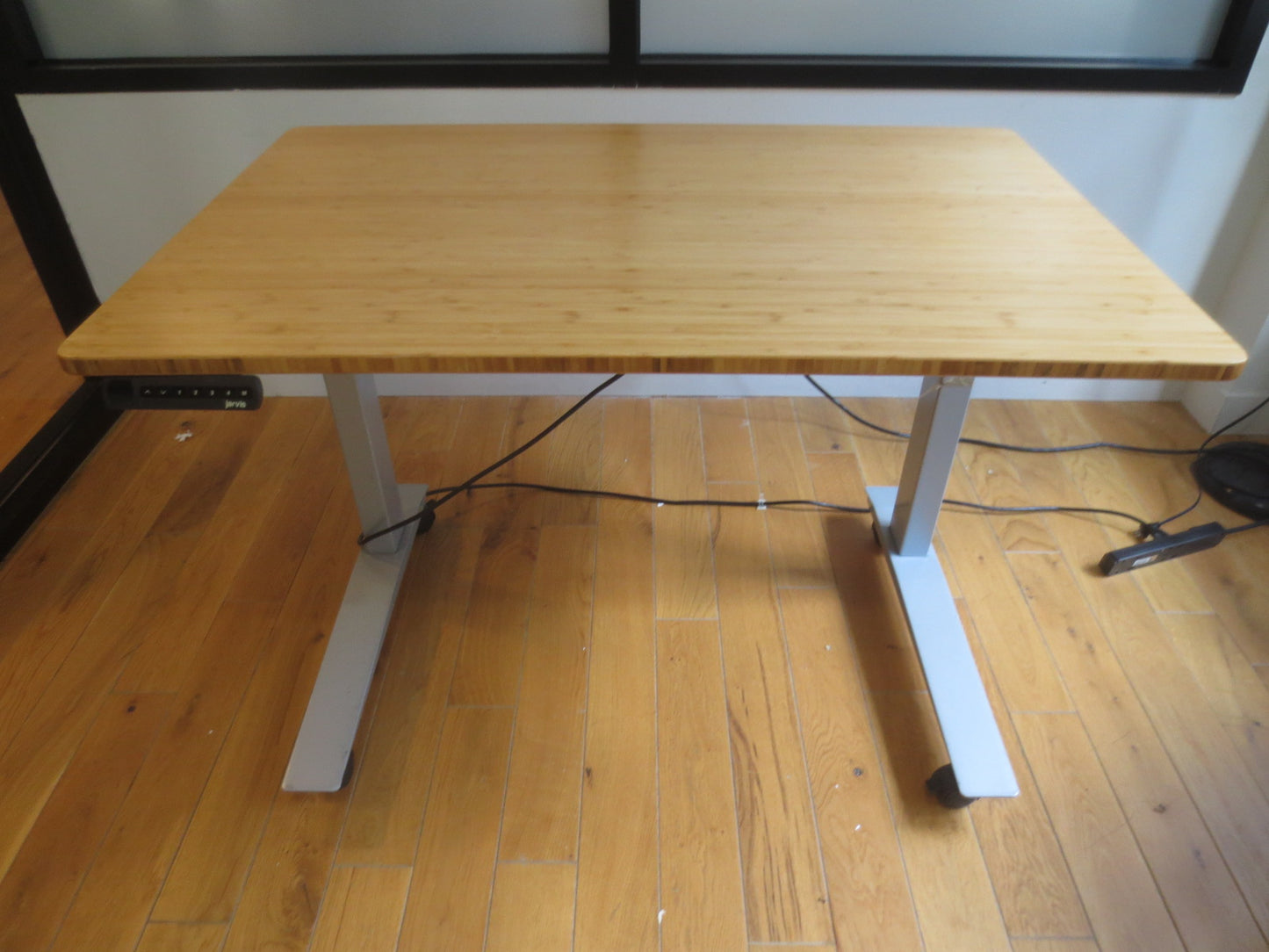 Jarvis 42x27-in Electric Height Adjustable Standing Desk with Bamboo Top