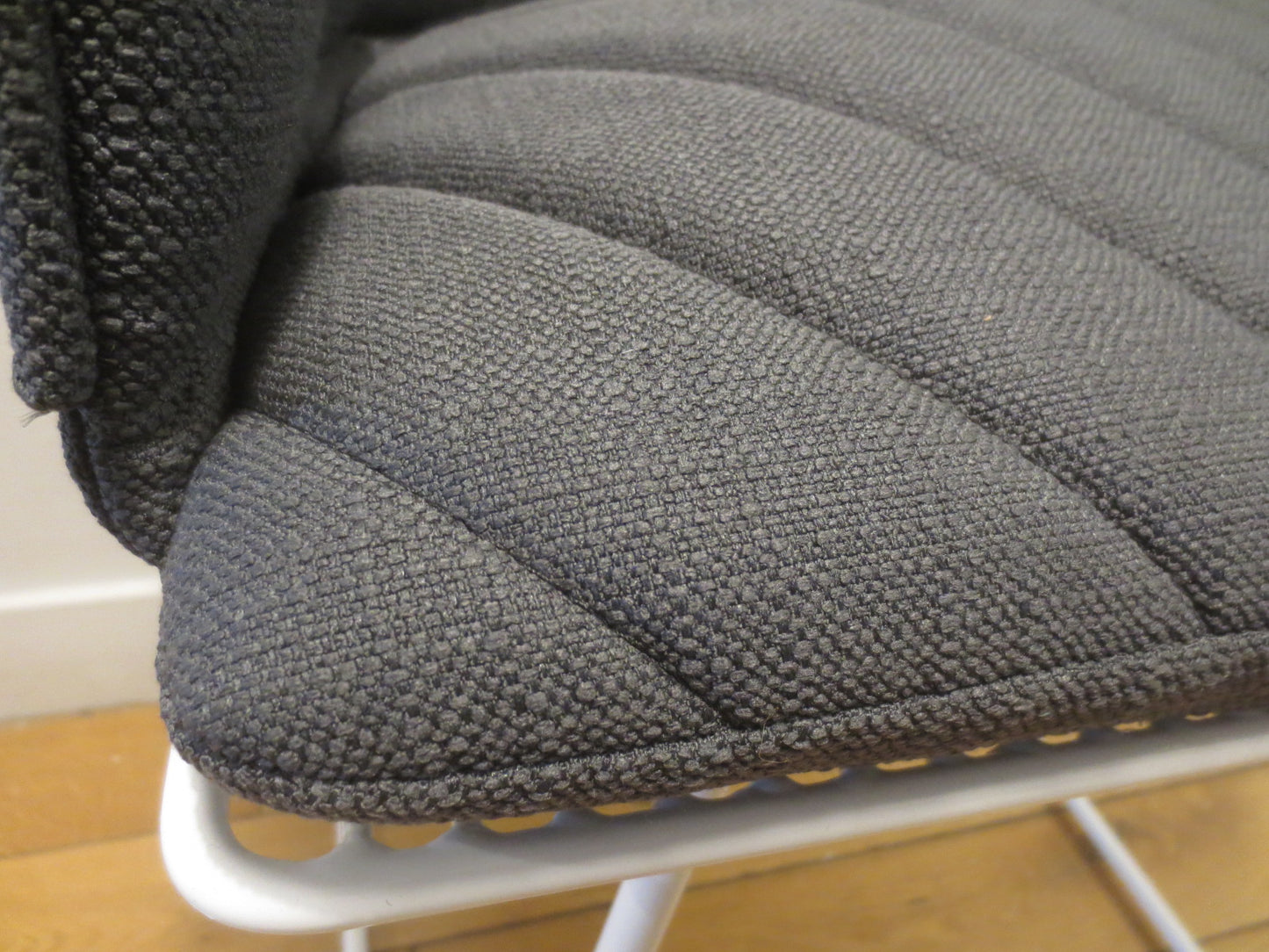 Bend Goods Captain Chair with Seat Pad