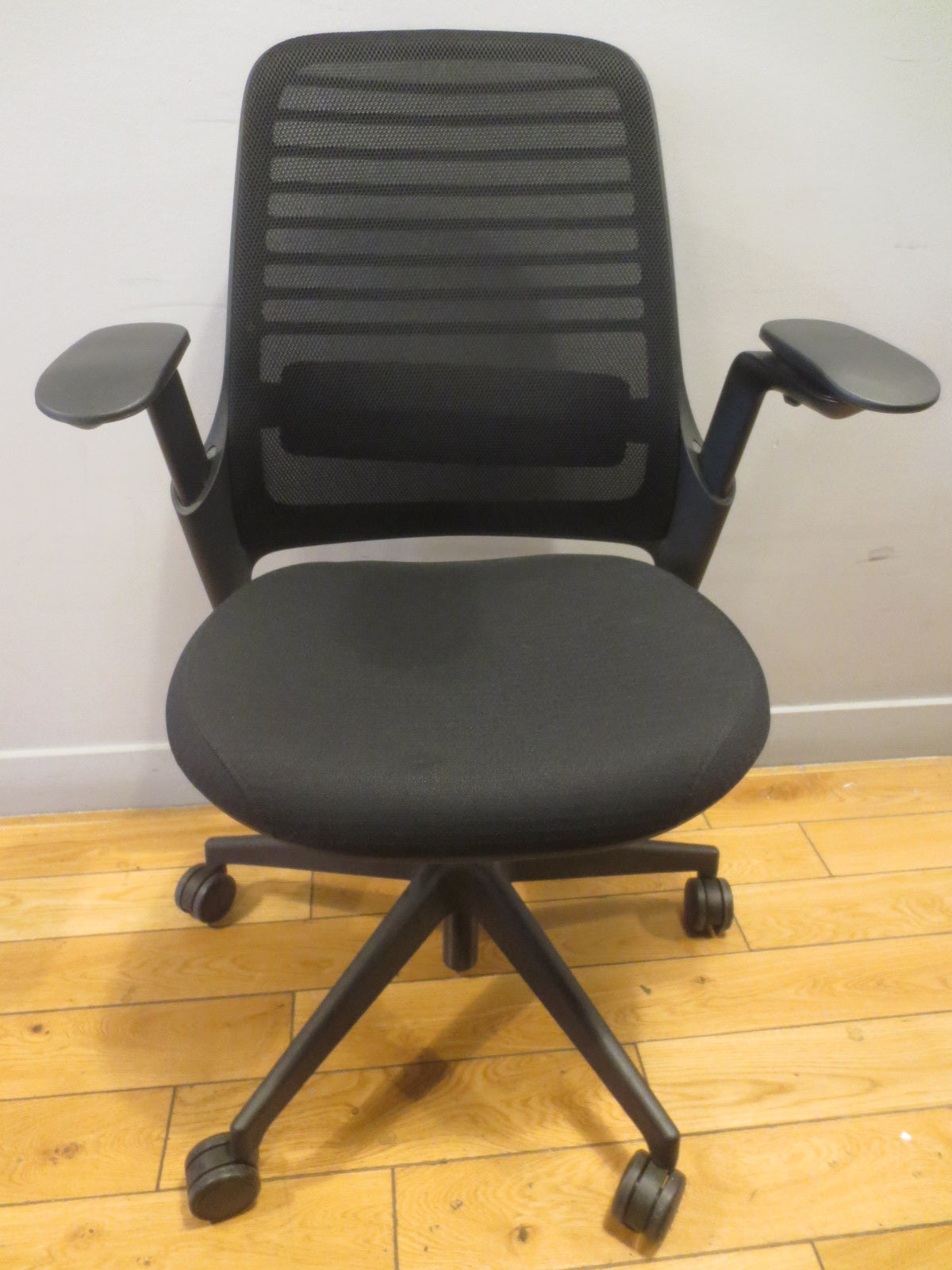 Steelcase Series 1 Chair in Black