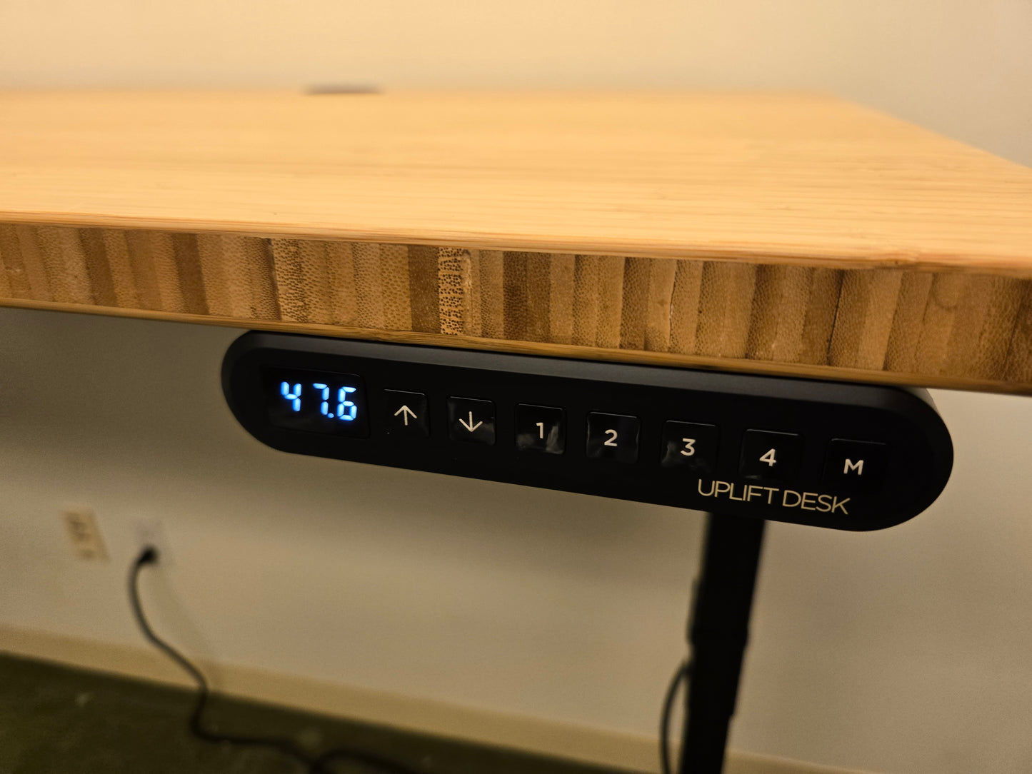 Uplift 6-ft (72x30-in) Electric Height Adjustable Standing Desk with Bamboo Top