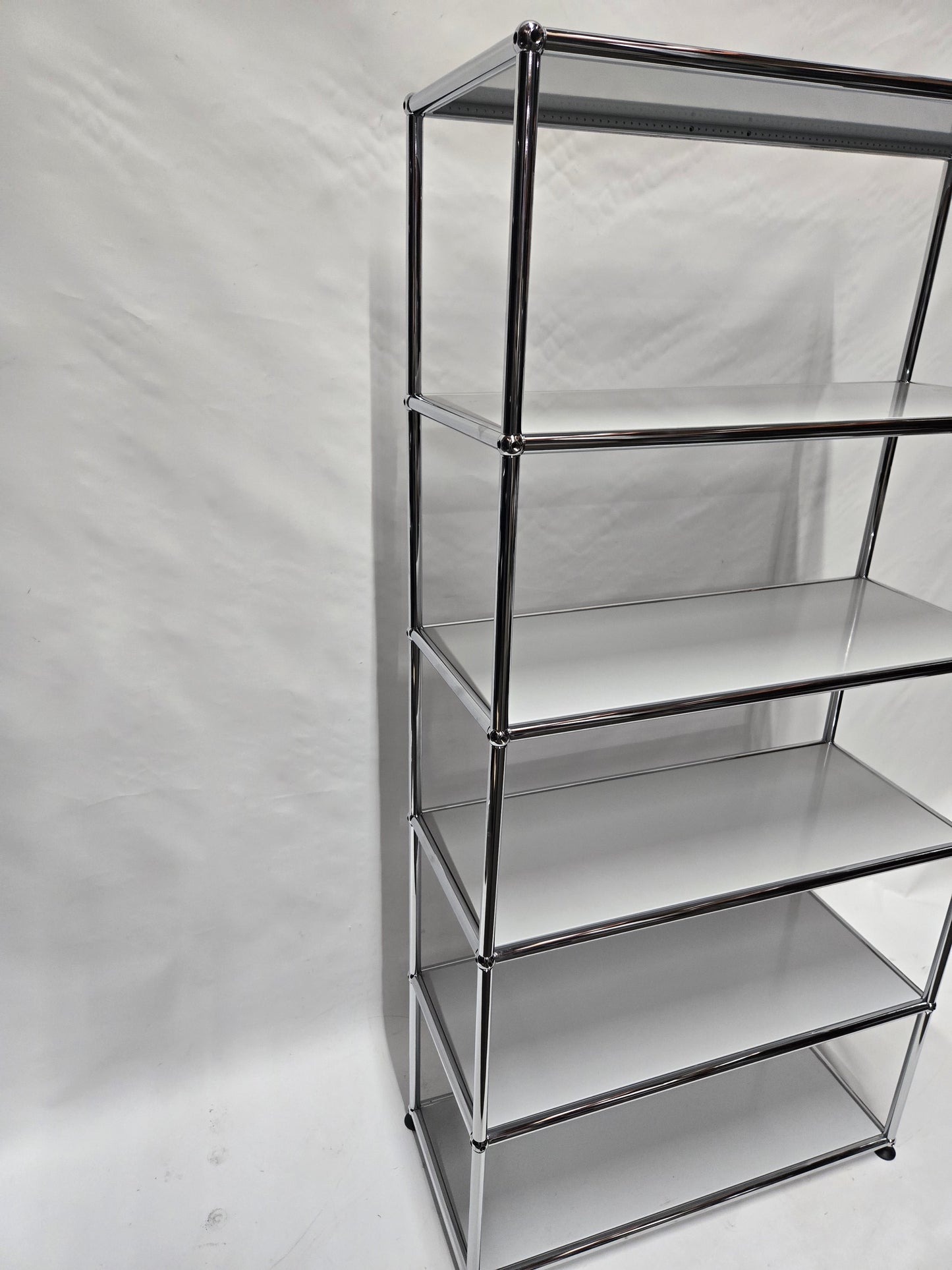 USM Haller 1x5 5-Shelf Bookcase in Light Grey