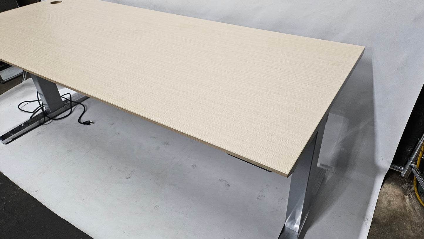 Herman Miller Renew 70x29-in Sit-To-Stand Desk