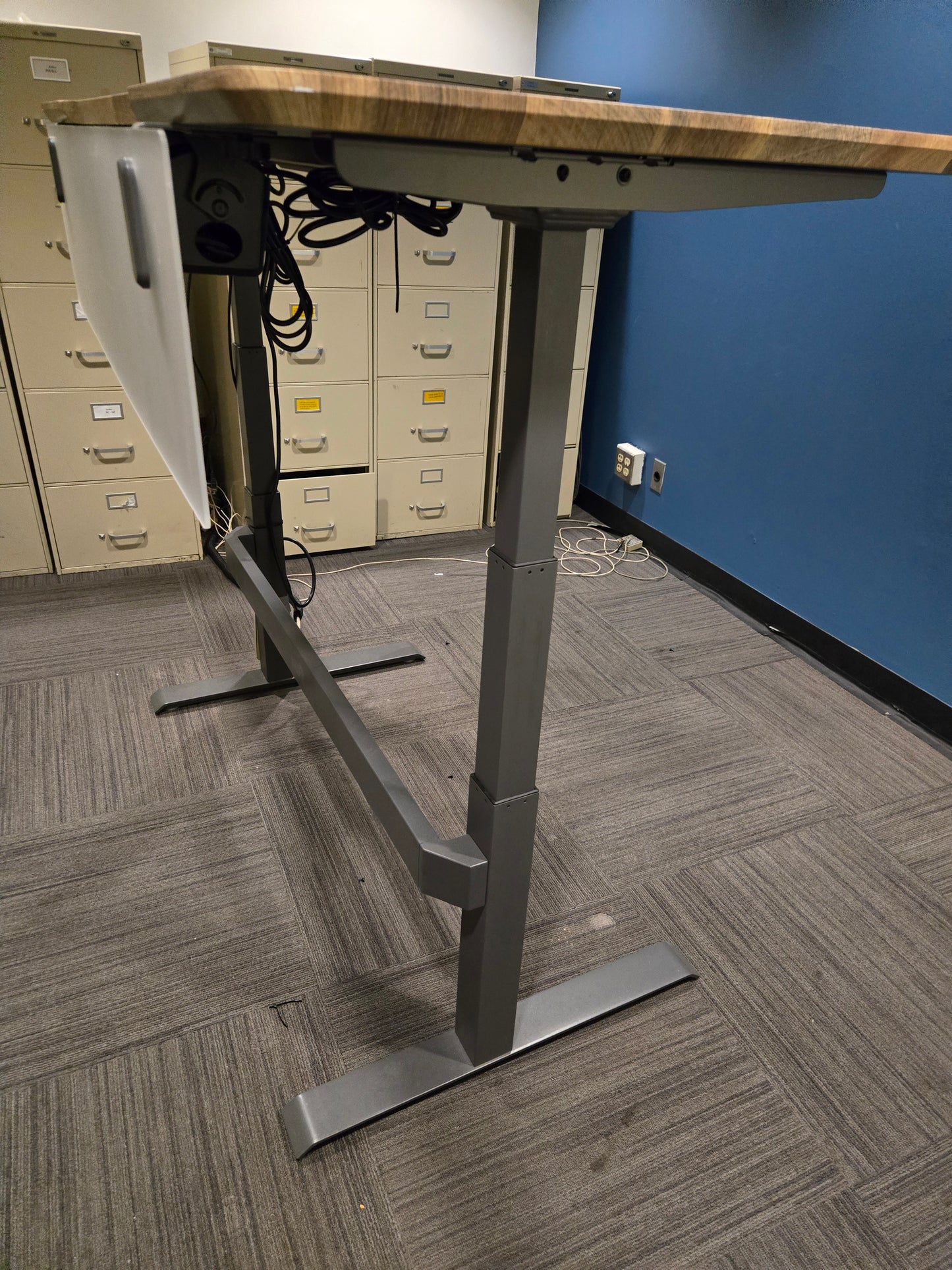 VariDesk 5-ft (60x30-in) Electric Height Adjustable Standing Desk in Reclaimed Wood with Mobile Pedestal File Cabinet