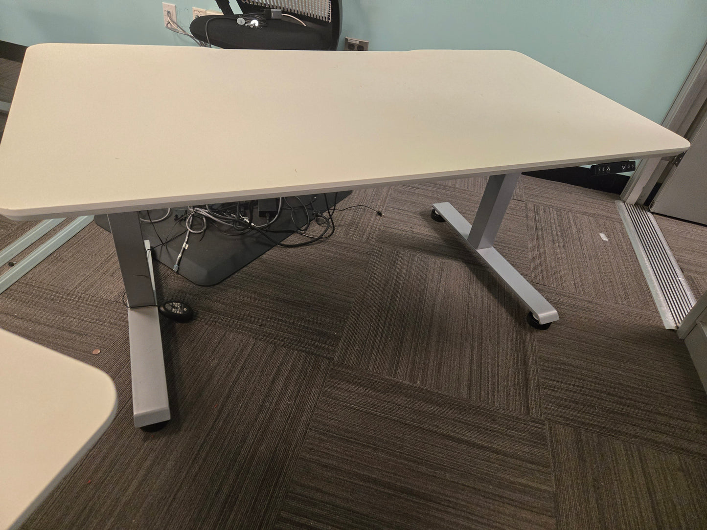 Varidesk 5-ft (60x30-in) Electric Height Adjustable Standing Desk in White with Mobile Pedestal File Cabinet