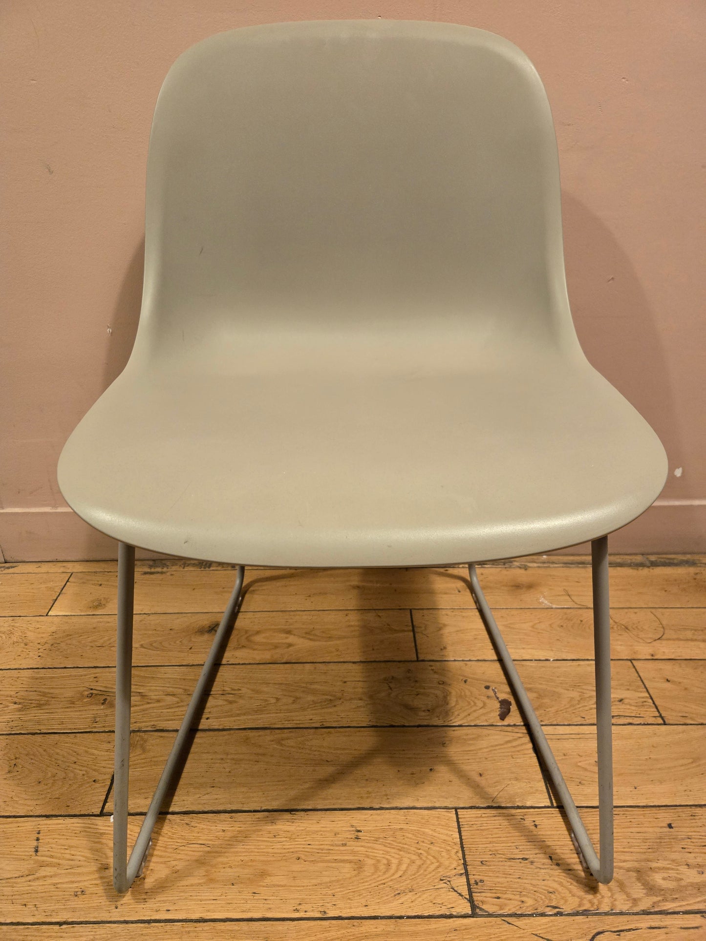 Muuto Fiber Side Chair with Sled Base in Putty