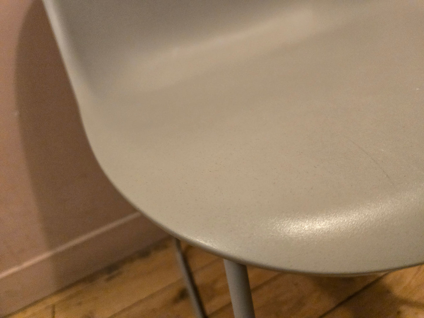 Muuto Fiber Side Chair with Sled Base in Putty