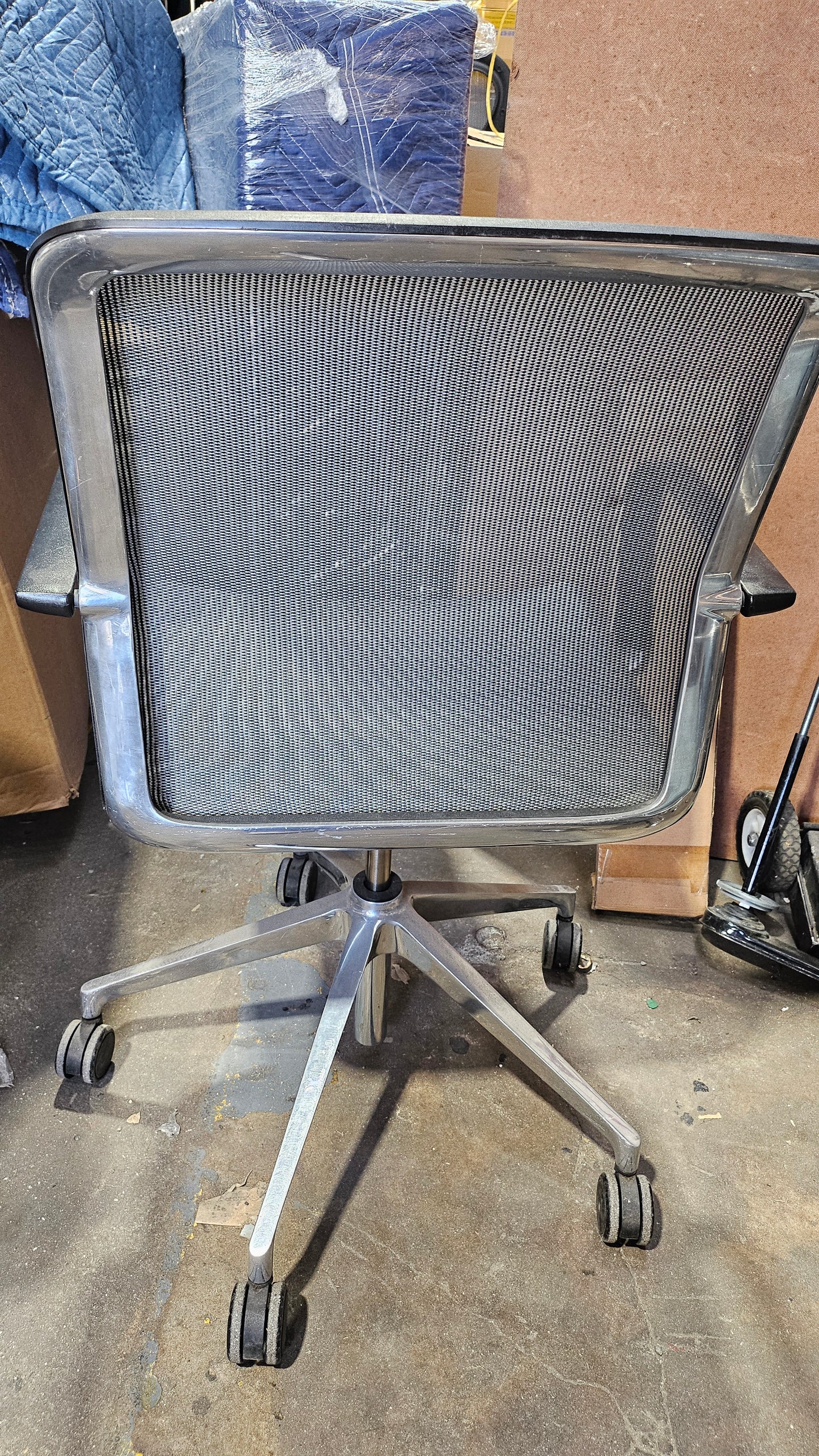 Keilhauer Filo Conference Chair