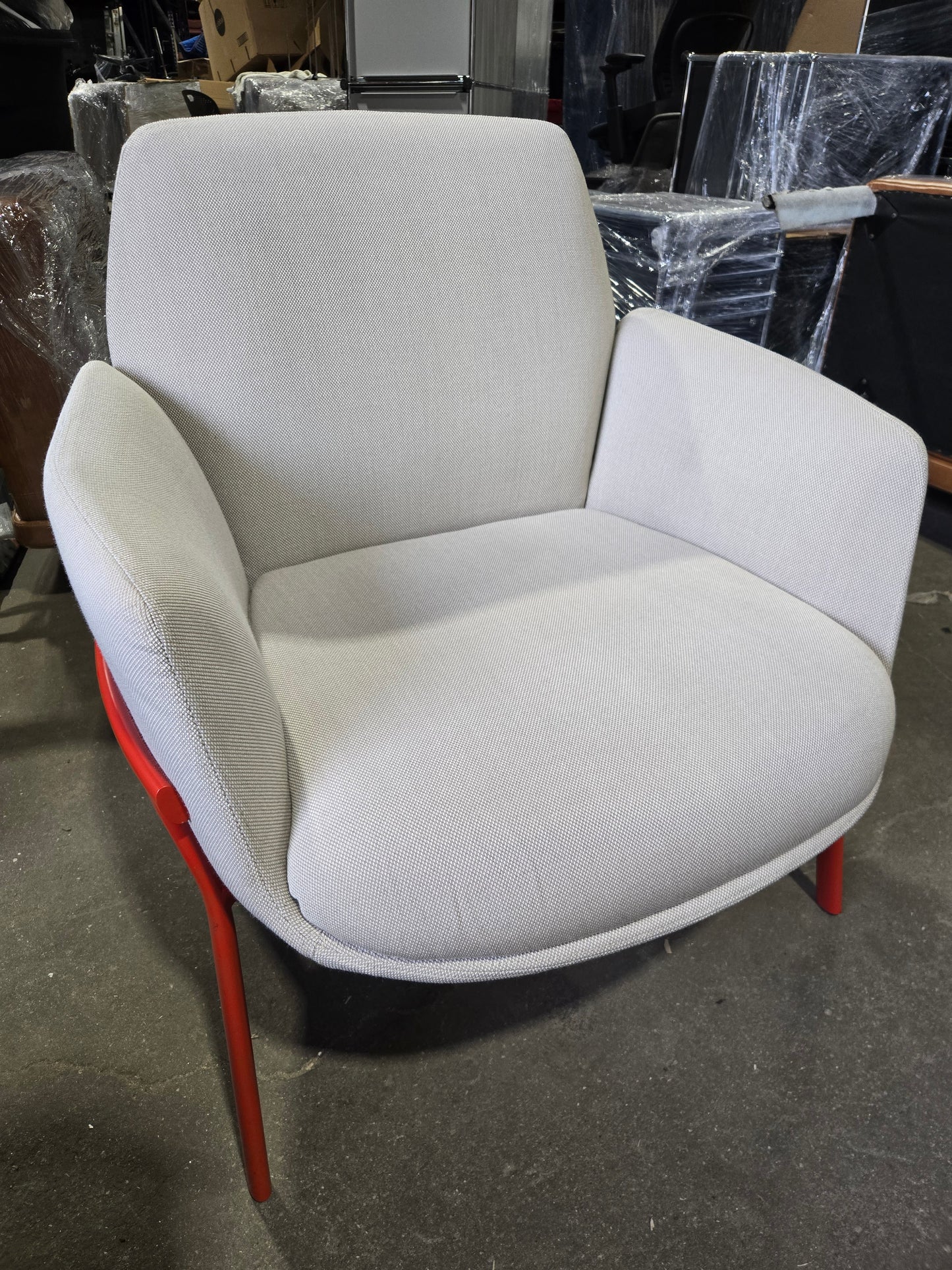 Haworth Poppy Lounge Chair in Grey