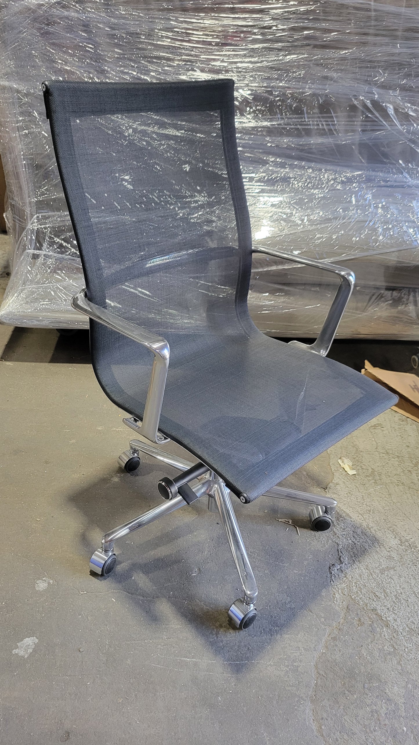 ICF Una Executive Chair in Black Mesh (New)