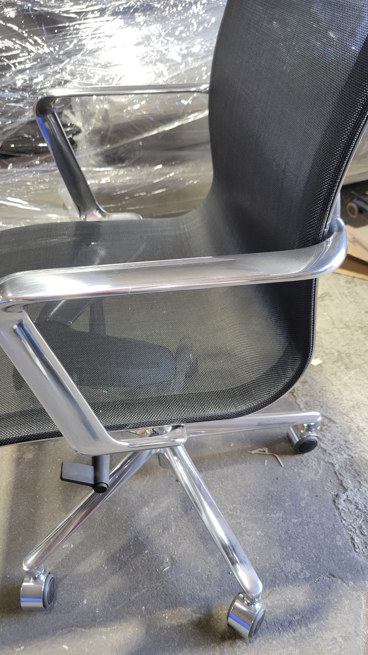 ICF Una Executive Chair in Black Mesh (New)