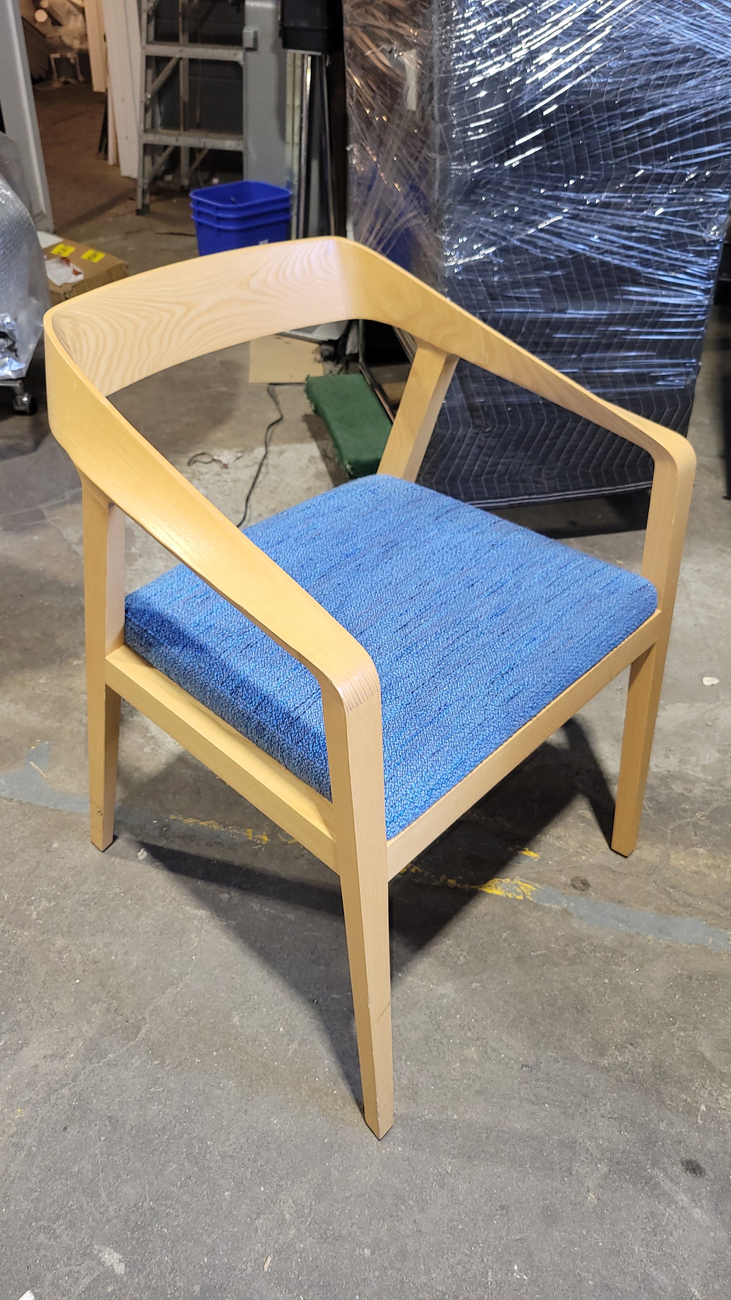 DWR Twist Armchair