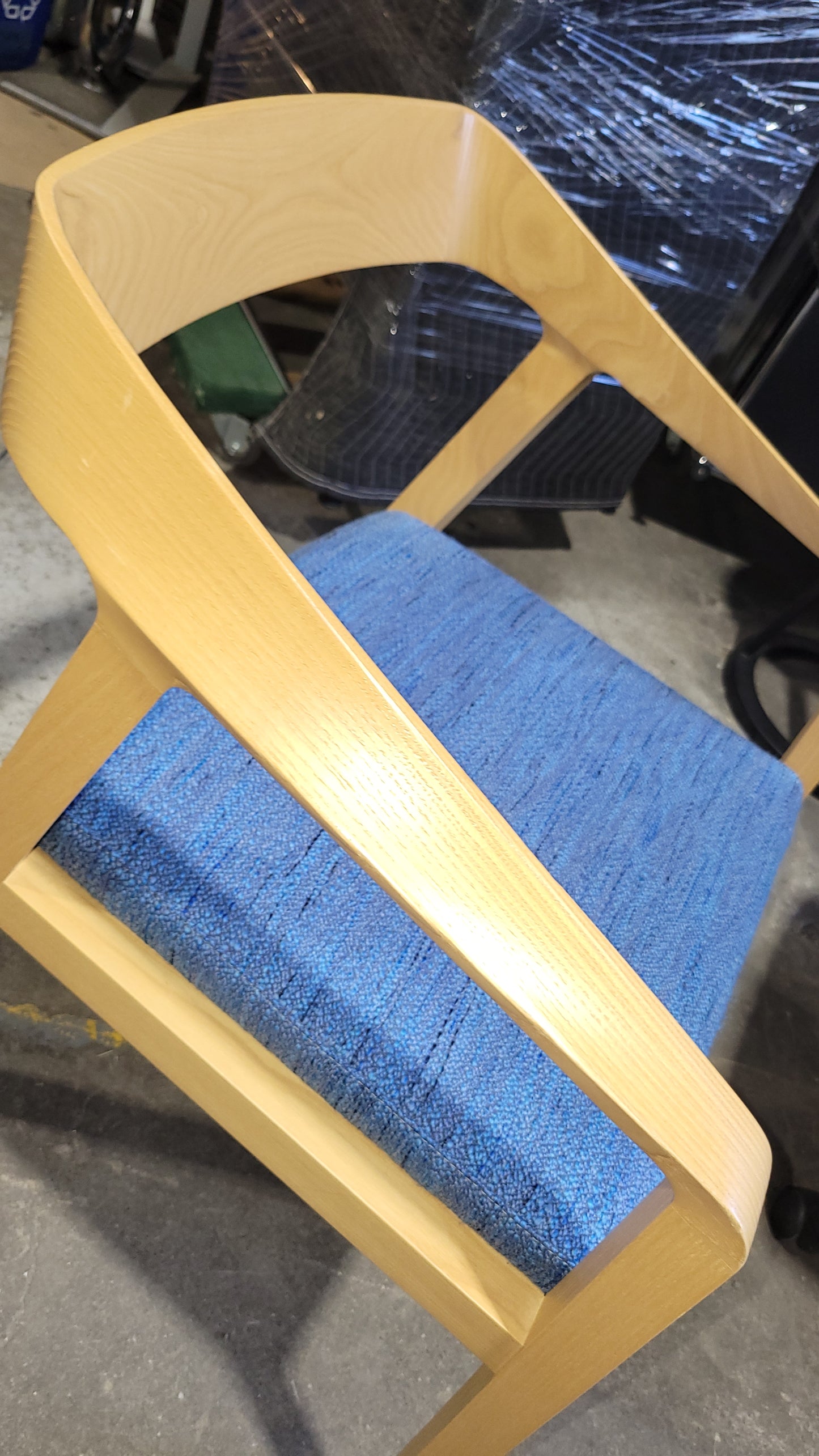 DWR Twist Armchair