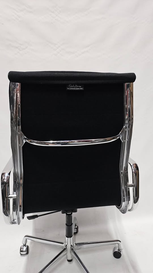 Vitra Eames Executive Soft Pad Chair in Black Fabric with Pneumatic Lift