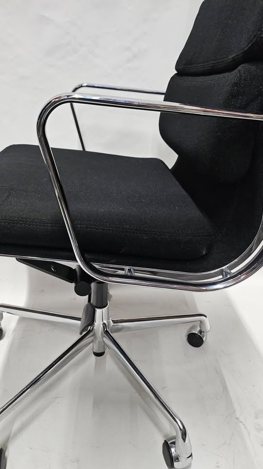 Vitra Eames Executive Soft Pad Chair in Black Fabric with Pneumatic Lift