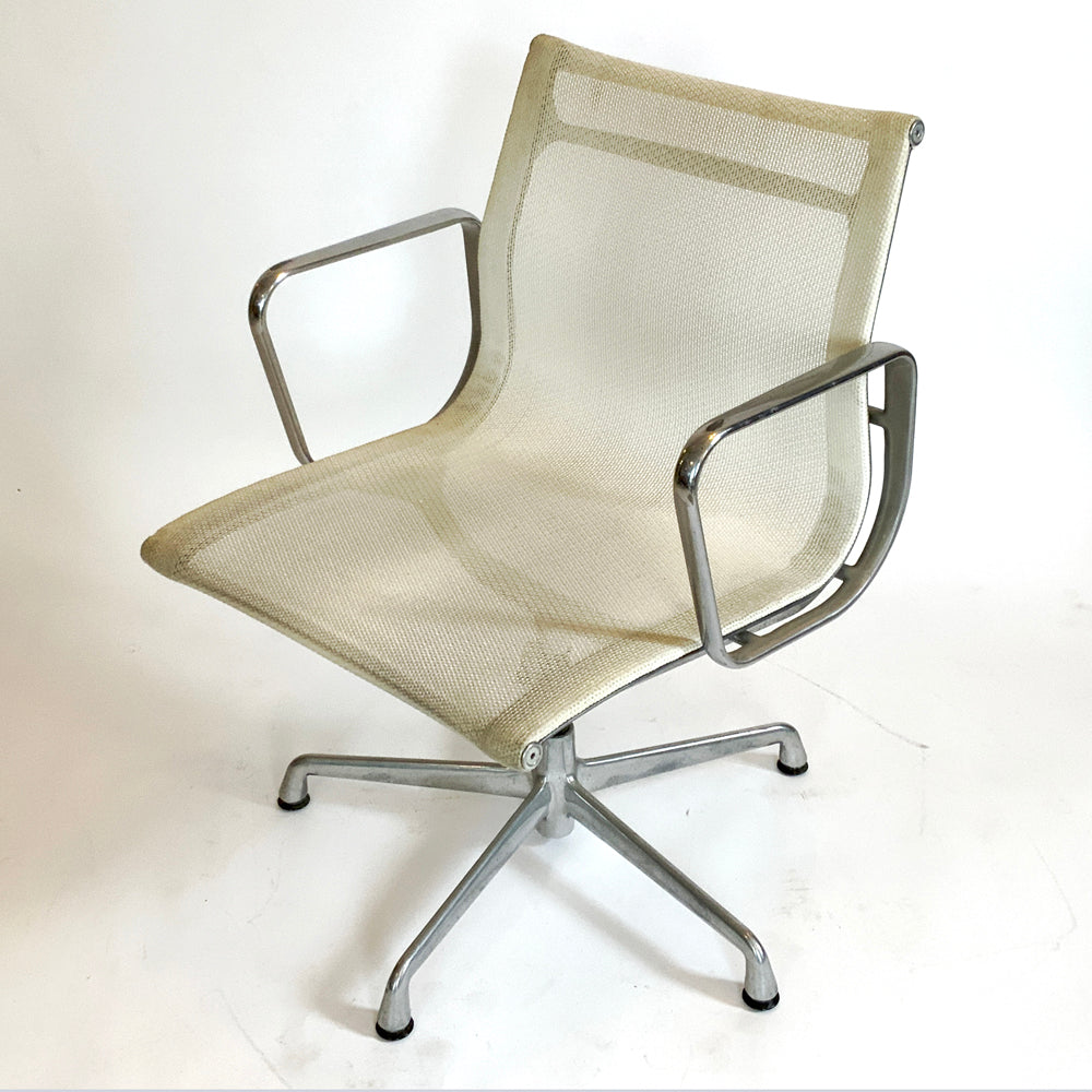 Herman Miller Eames Aluminum Group Management Side Chair in White Mesh