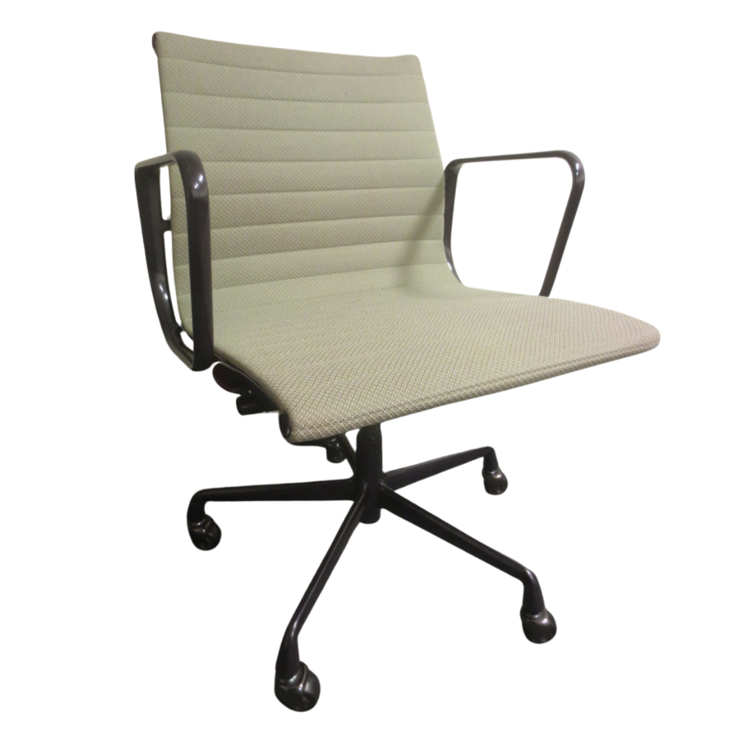 Herman Miller Eames Management Chair with Black Frame and Grey Fabric