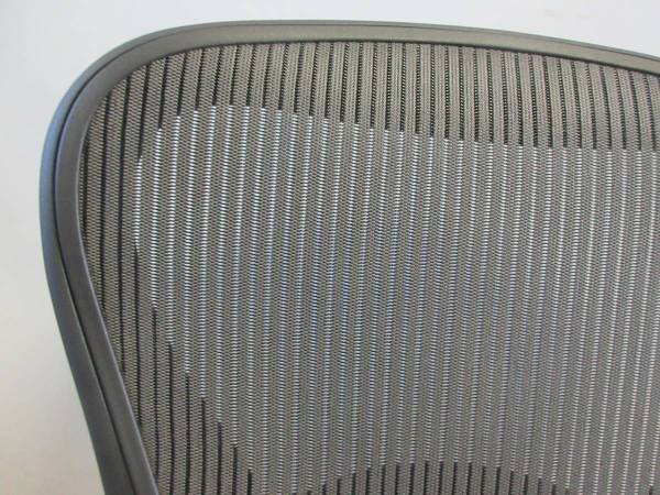 Herman Miller Aeron Chair, Size C - Bygone Icons