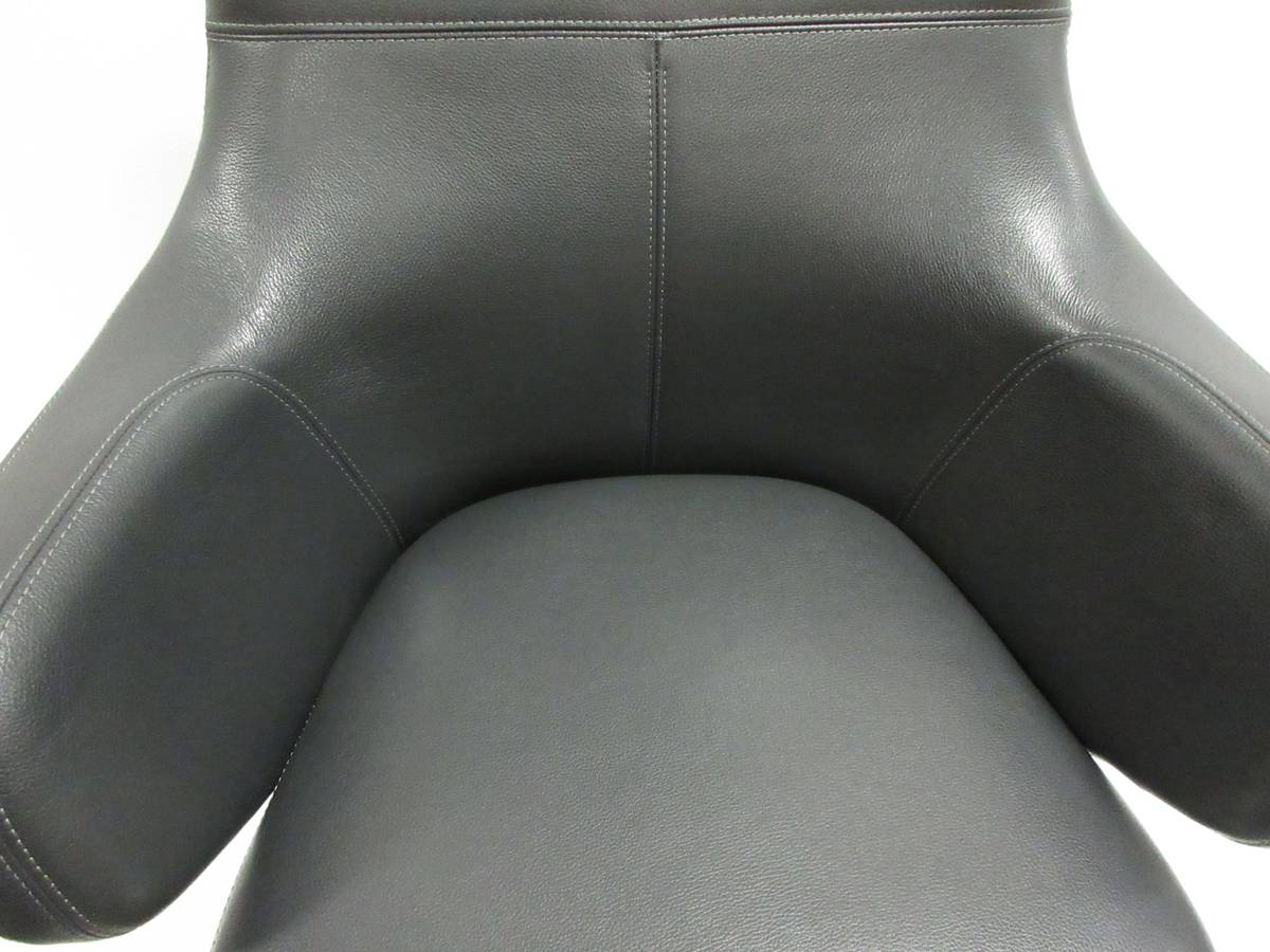 Vitra Grand Executive Chair