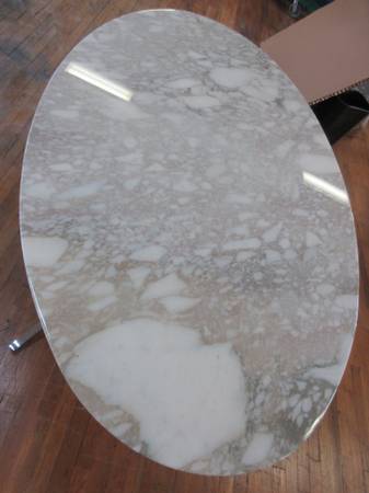 Florence Knoll Oval Table in Marble - Bygone Icons