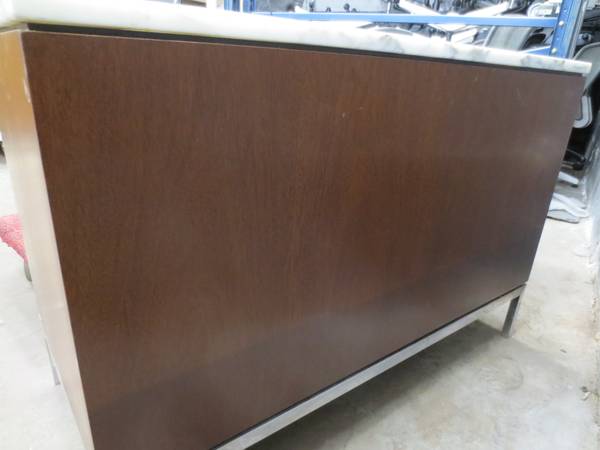 Florence Knoll 2-Door Credenza with Marble Top - Bygone Icons