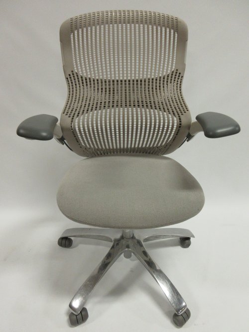 Knoll Generation Chair in Light Grey - Bygone Icons