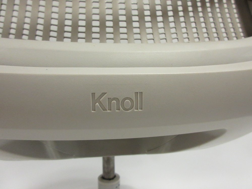 Knoll Generation Chair in Light Grey - Bygone Icons