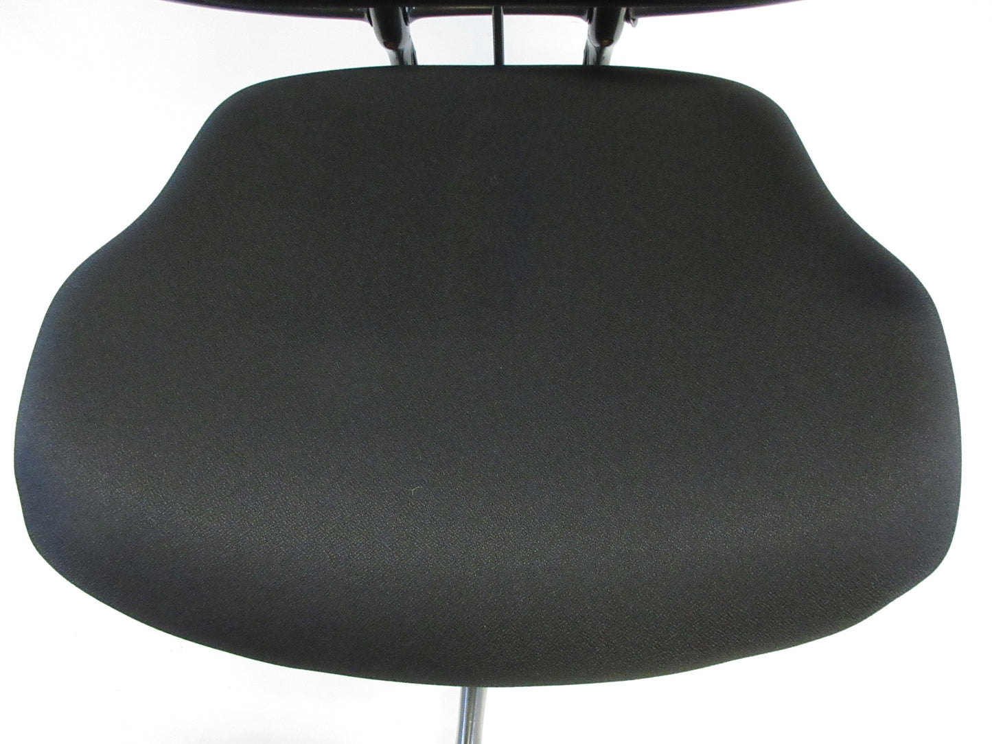 Humanscale Freedom Chair with Headrest in Black Fabric