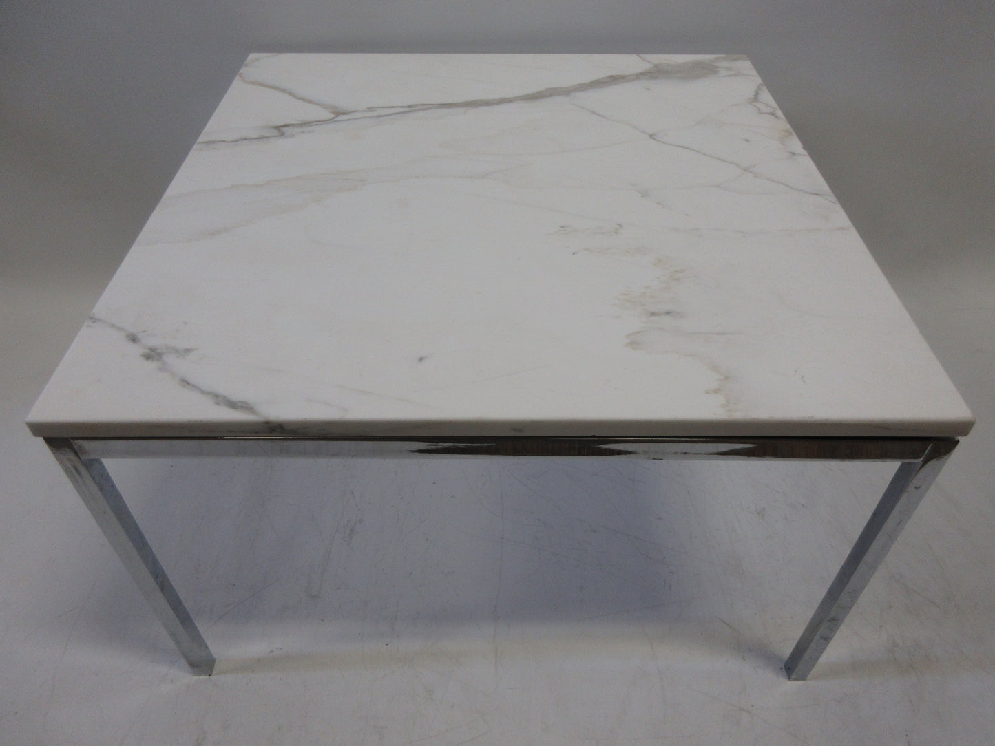 Florence Knoll Marble End Table, 29-in (Original)