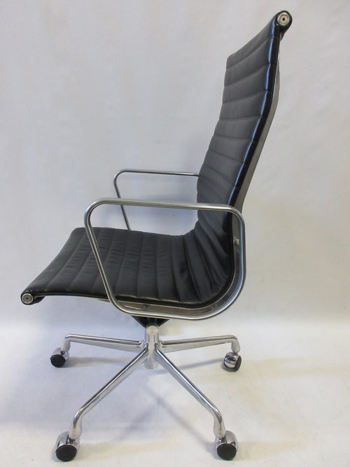 Herman Miller Eames Aluminum Group Executive Chair in Black Leather - Bygone Icons