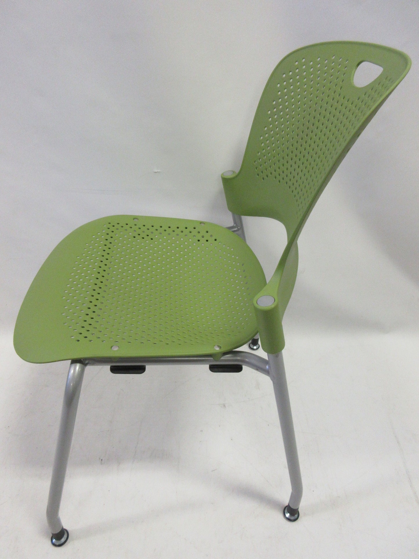 Herman Miller Caper Chair in Green with Plastic Seat