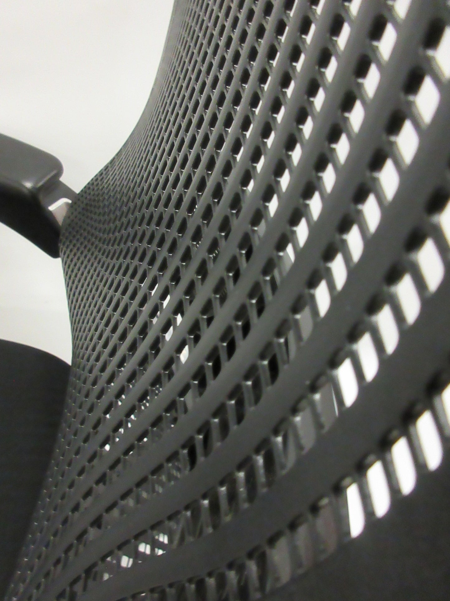 Knoll Generation Chair in Black