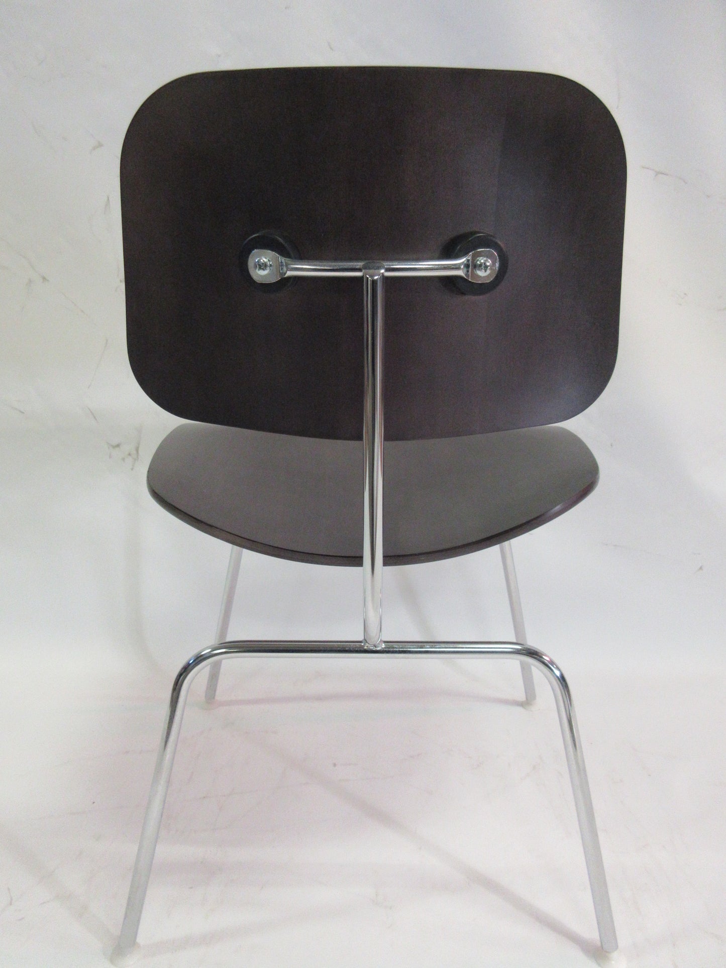 Eames Molded Plywood Dining Chair in Dark Brown (Original)