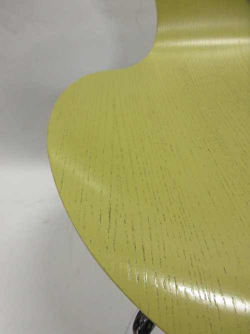 Fritz Hansen Series 7 Chair in Lime Green (Original) - Bygone Icons