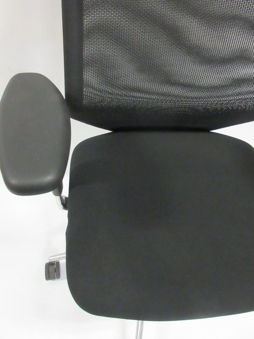 Vitra Meda Pro Office Chair - Bygone Icons