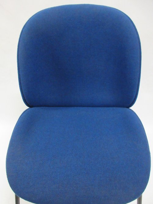 Gubi Beetle Dining Chair in Blue (Original, New) - Bygone Icons