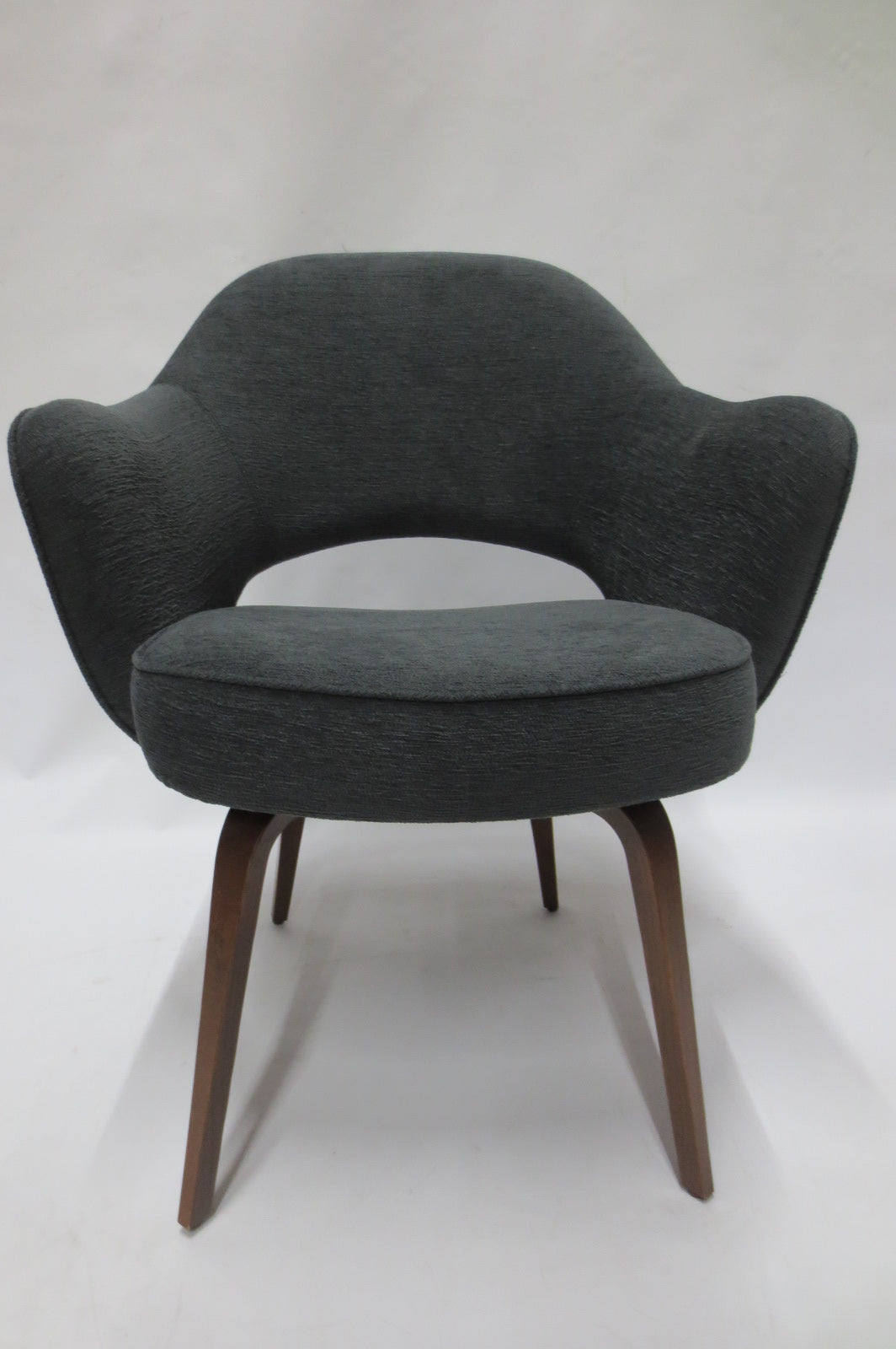 Knoll Saarinen Executive Side Chair in Grey with Wood Legs (New)