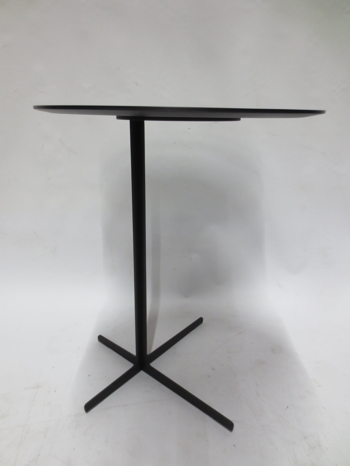 Davis Furniture Poise Side Table in Black