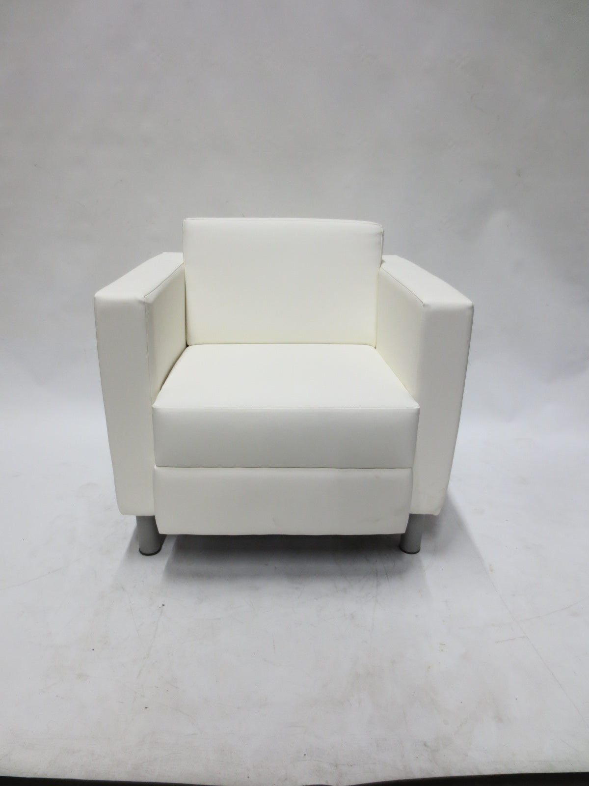 Global Citi Lounge Chair in White (New) - Bygone Icons