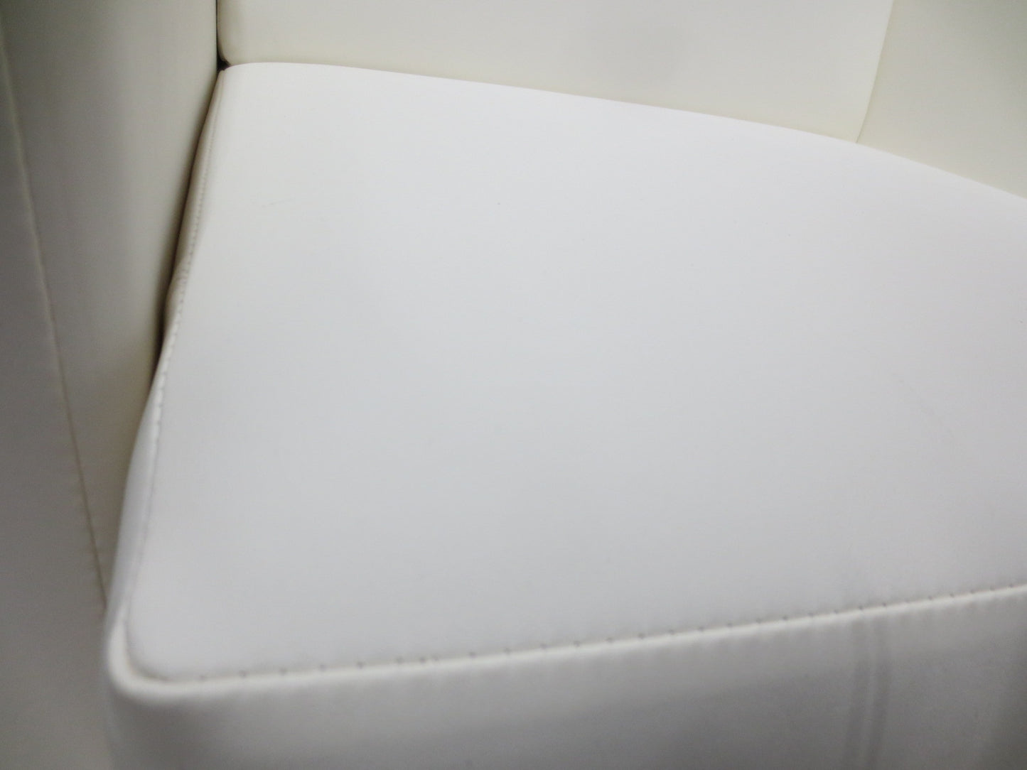 Global Citi Lounge Chair in White (New) - Bygone Icons