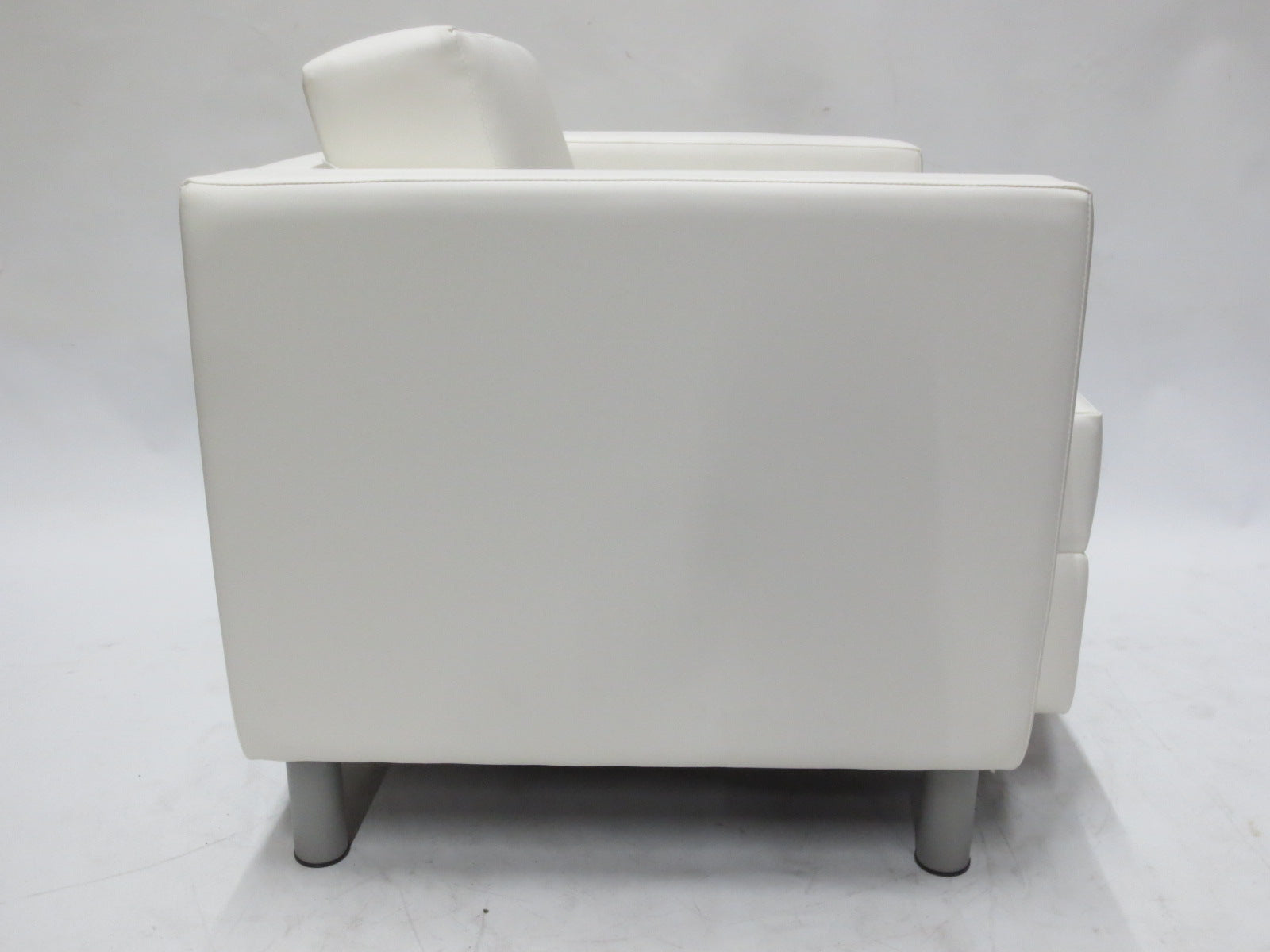 Global Citi Lounge Chair in White (New) - Bygone Icons