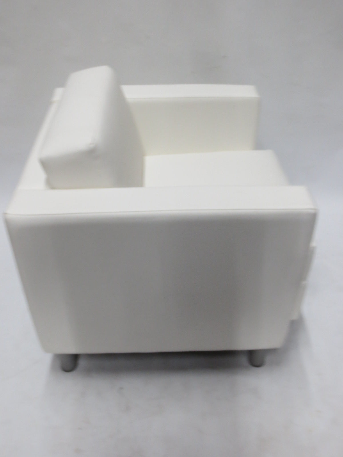 Global Citi Lounge Chair in White (New) - Bygone Icons