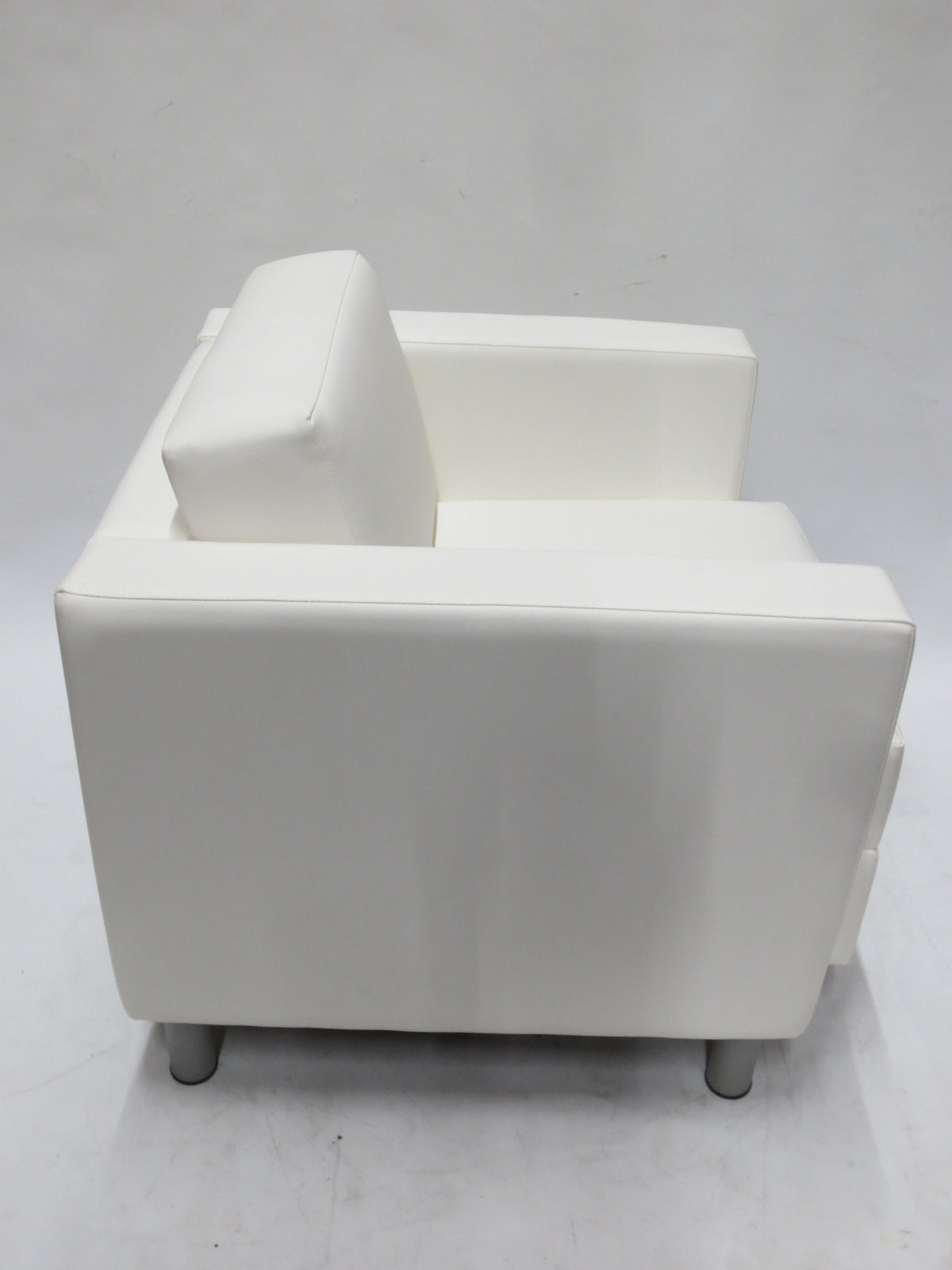 Global Citi Lounge Chair in White (New) - Bygone Icons