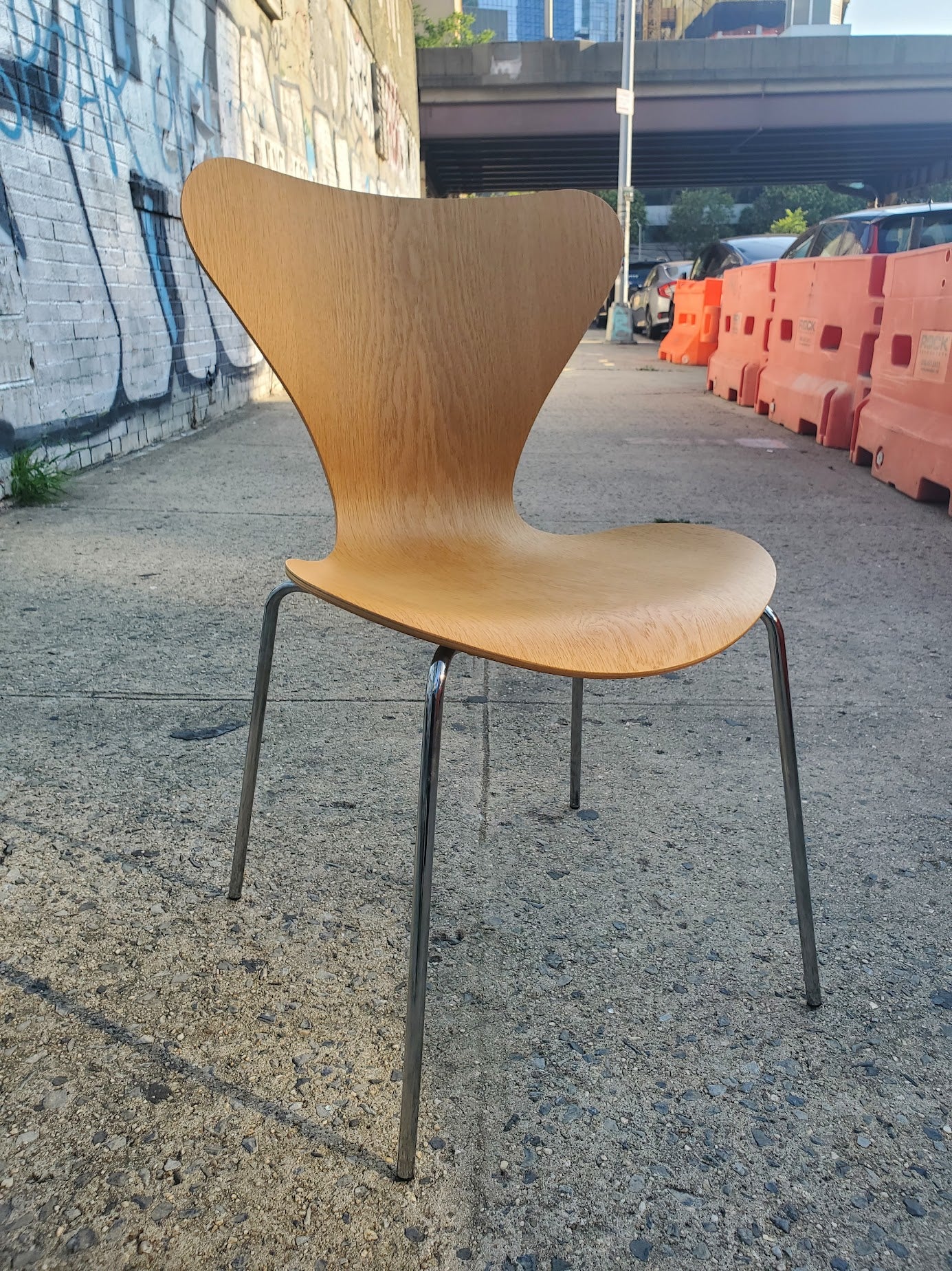 Fritz Hansen Series 7 Chair in Oak Veneer (Original)