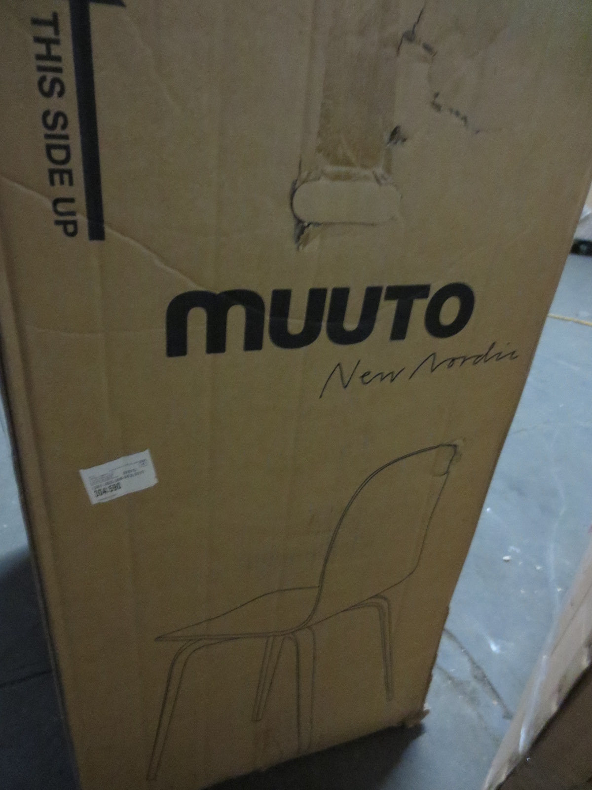 Muuto Visu Chair in Dusty Green (New in Box)