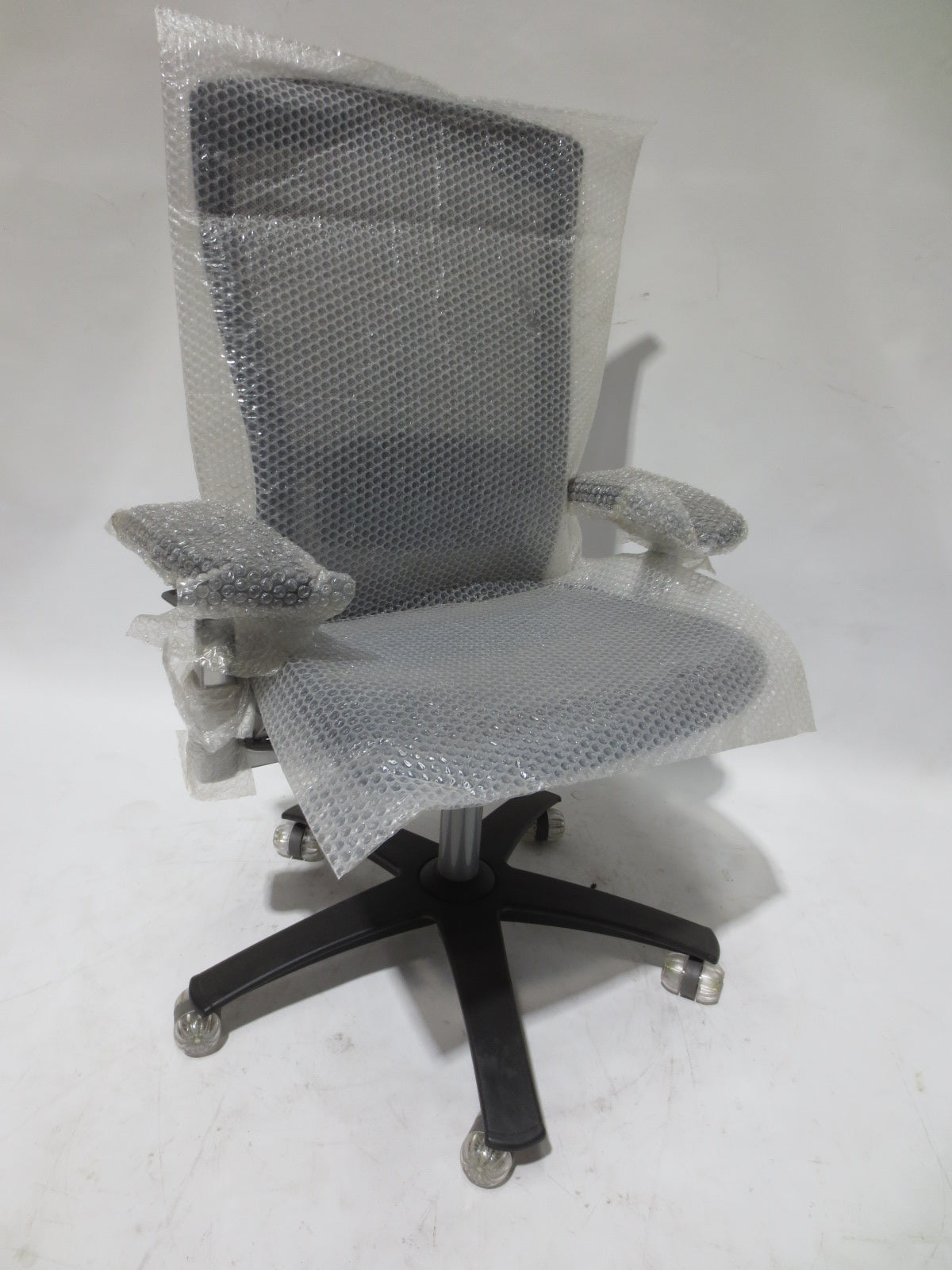 Knoll Life Chair in Dark Grey (New)