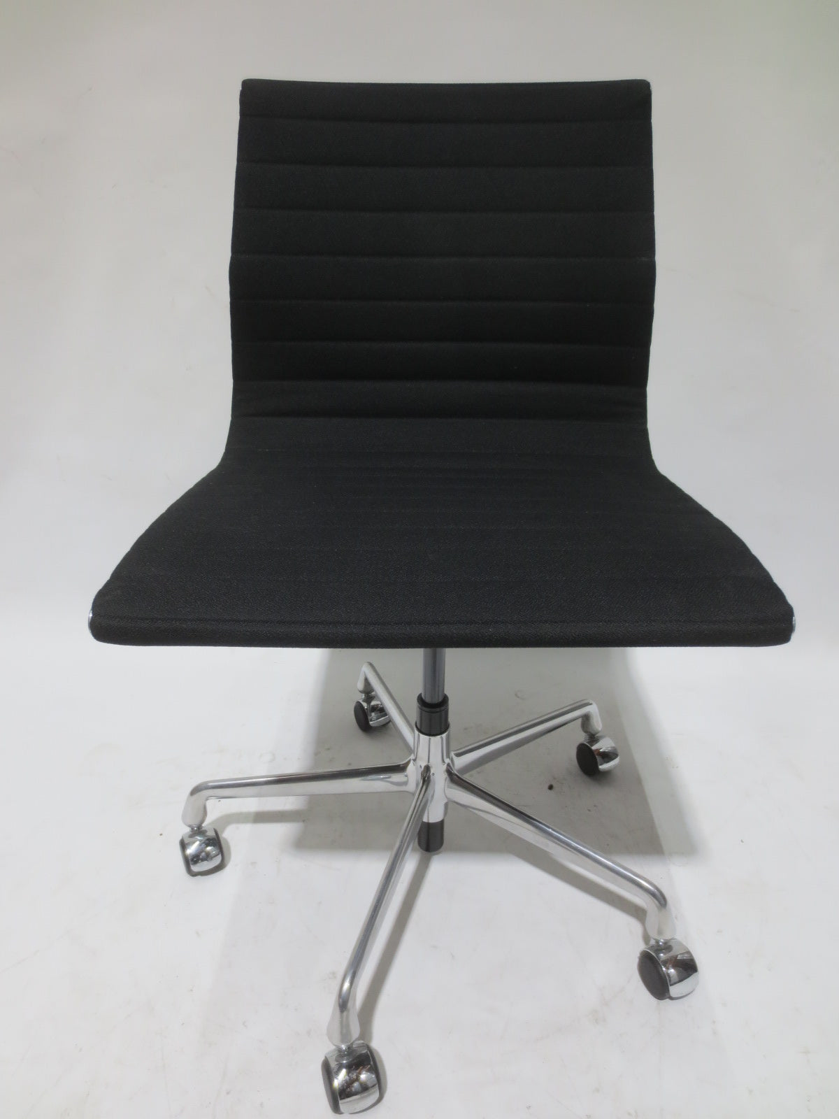 Herman Miller Eames Management Armless Chair in Black Fabric with Pneumatic Lift (Single)